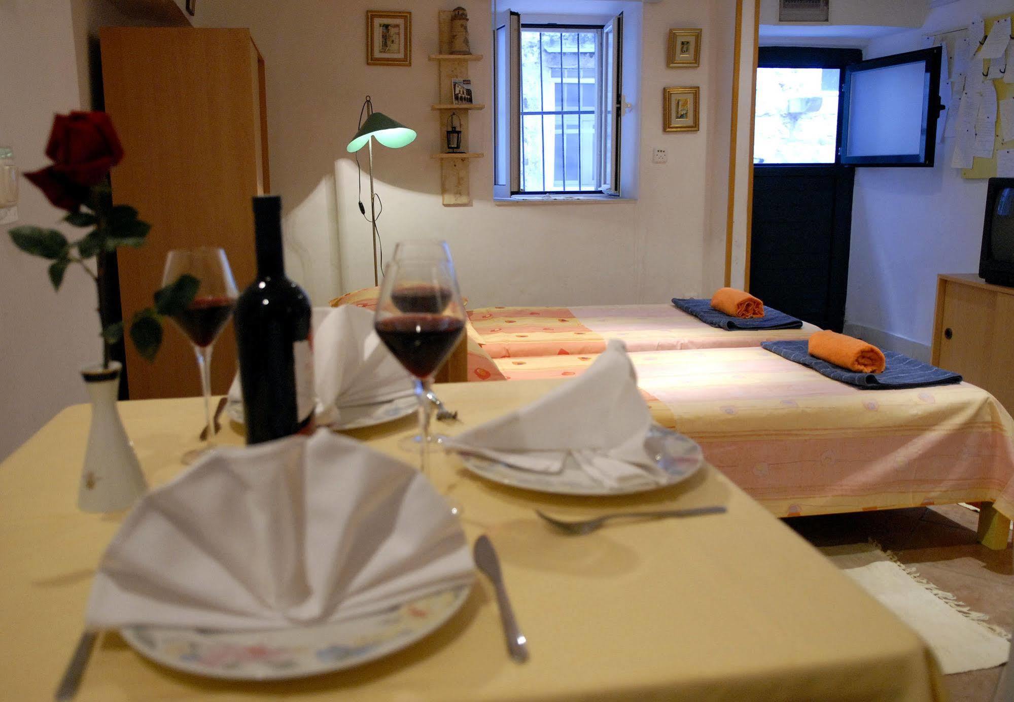 Apartment Dubrovnik Center ภายนอก รูปภาพ